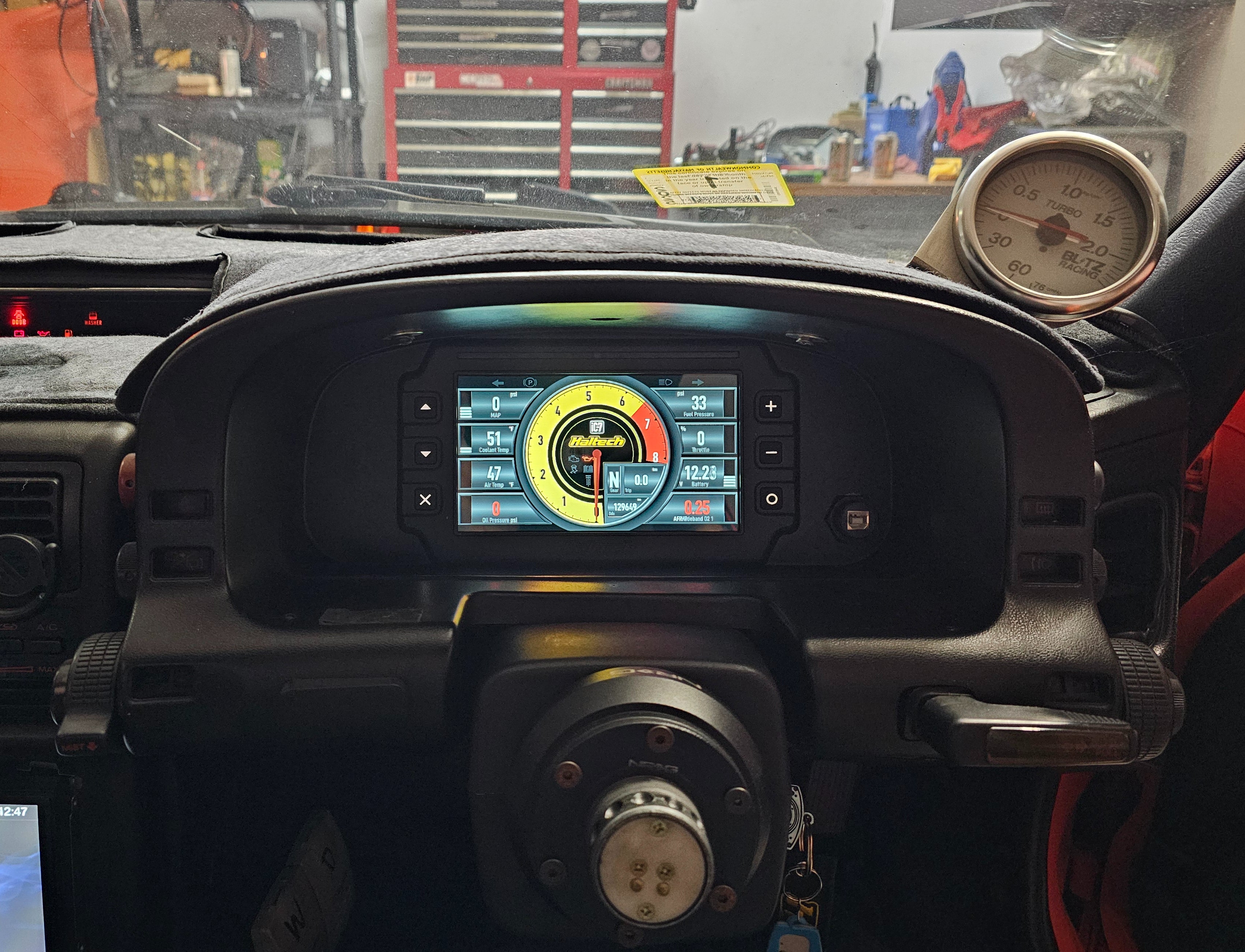 display:Haltech IC-7