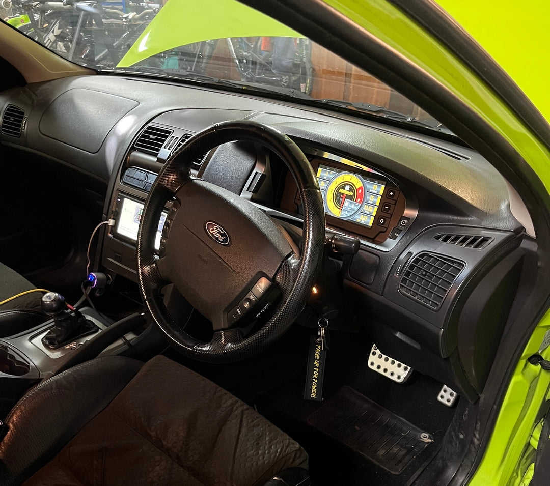 display:Haltech IC-7