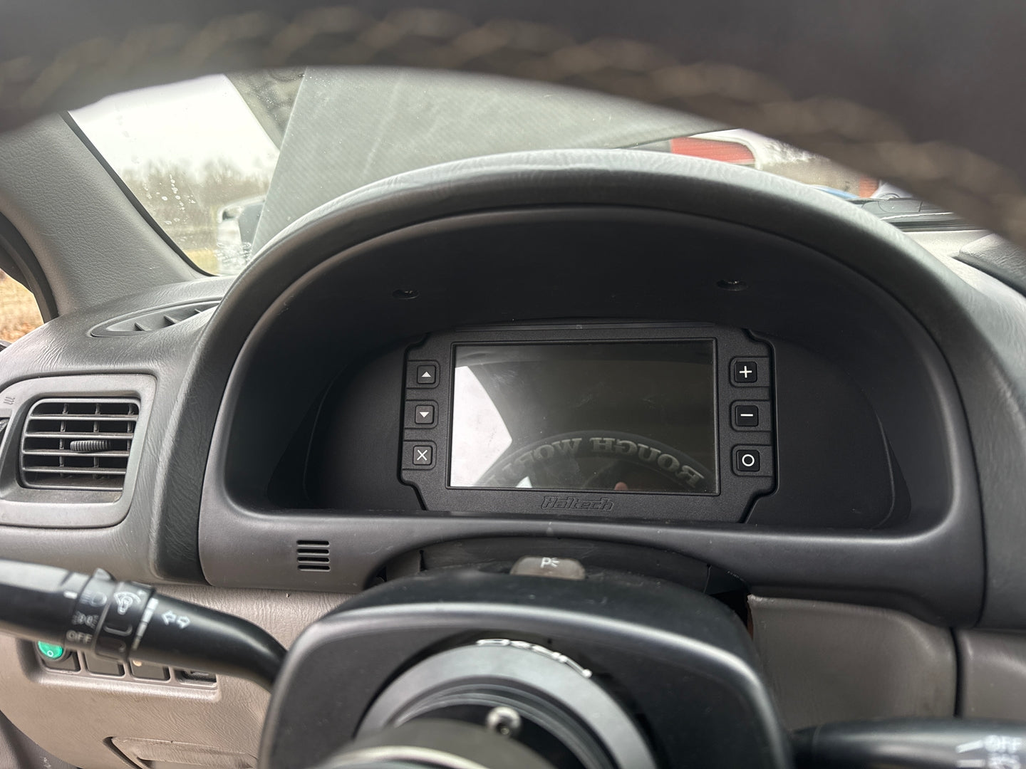 display:Haltech IC-7