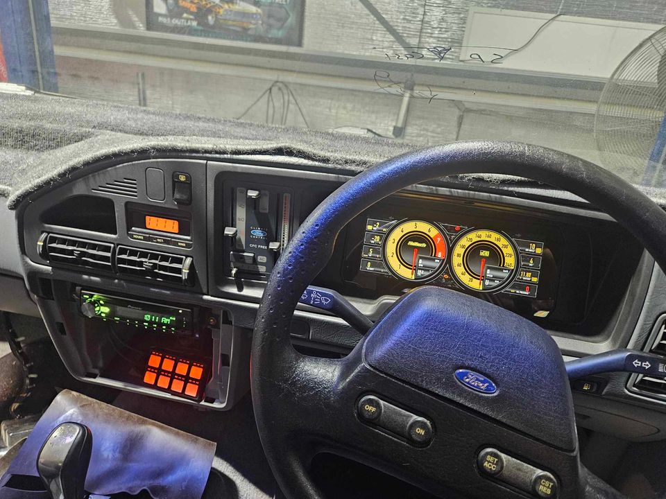 Haltech UC-10 Digital Dash