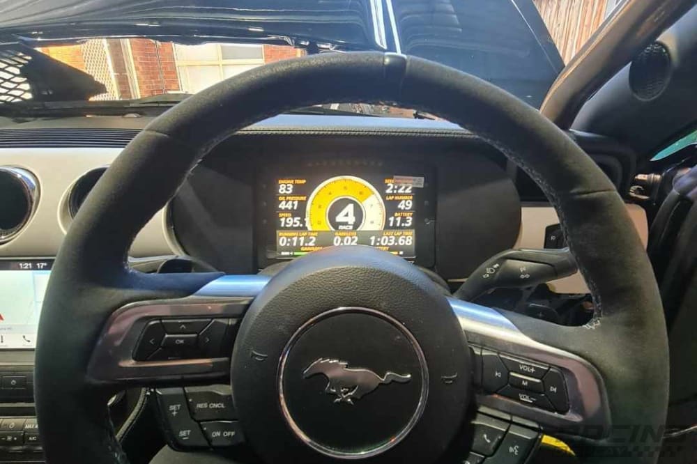 MoTec C127/C187 Dash Cluster Mount for Ford Mustang S550