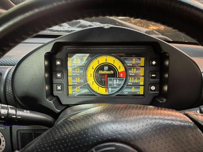 Racing Display | Dash Mounts for Performance Cars